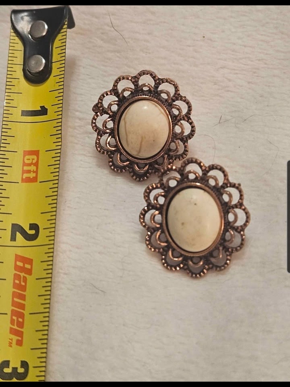 Filigree Hoop Stud Earrings with Cream Stone Accent